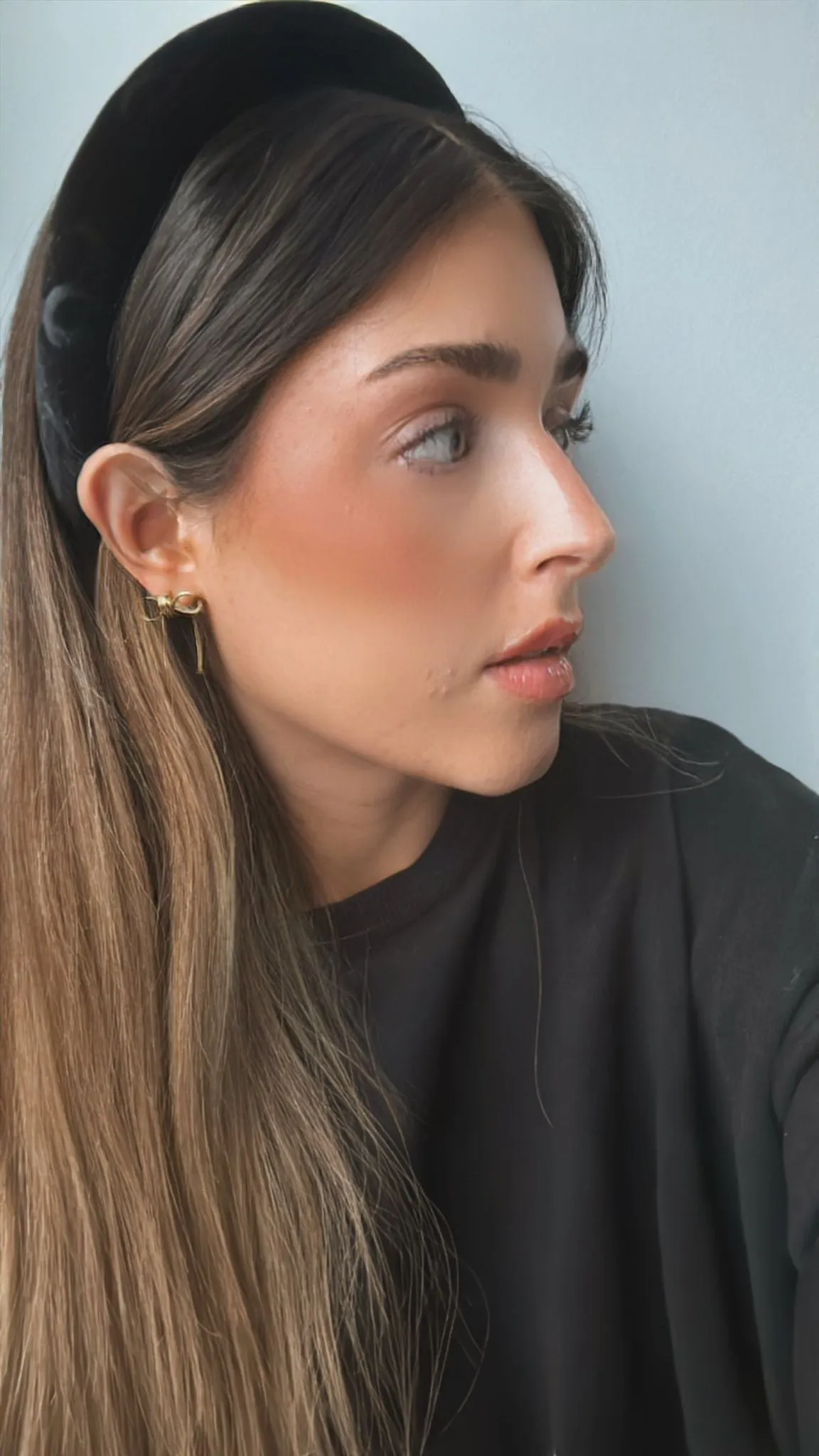 Bow Velvet Puff Headband by Toby