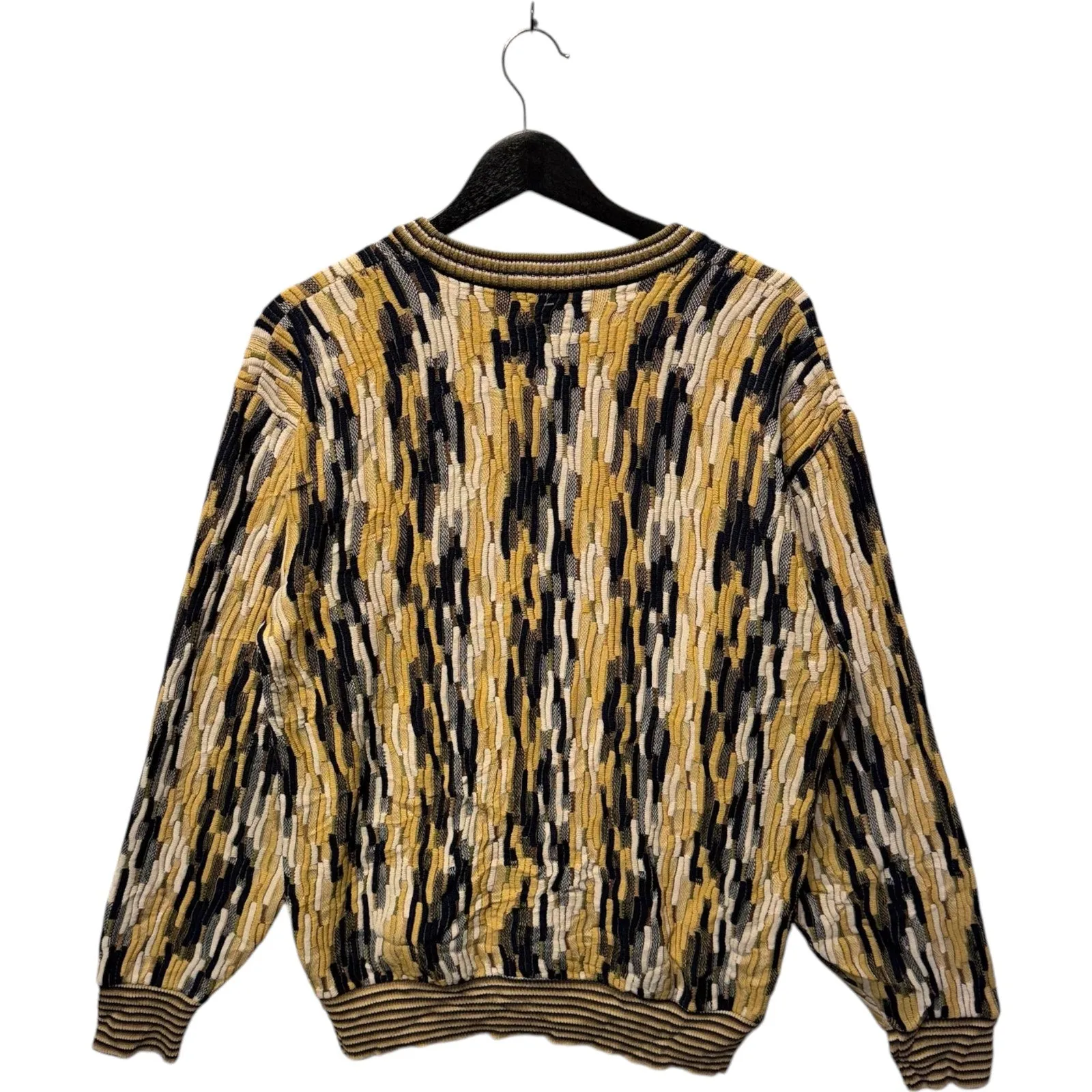 Vintage Chovert Club 3D Patterned Knit Pullover Sweater
